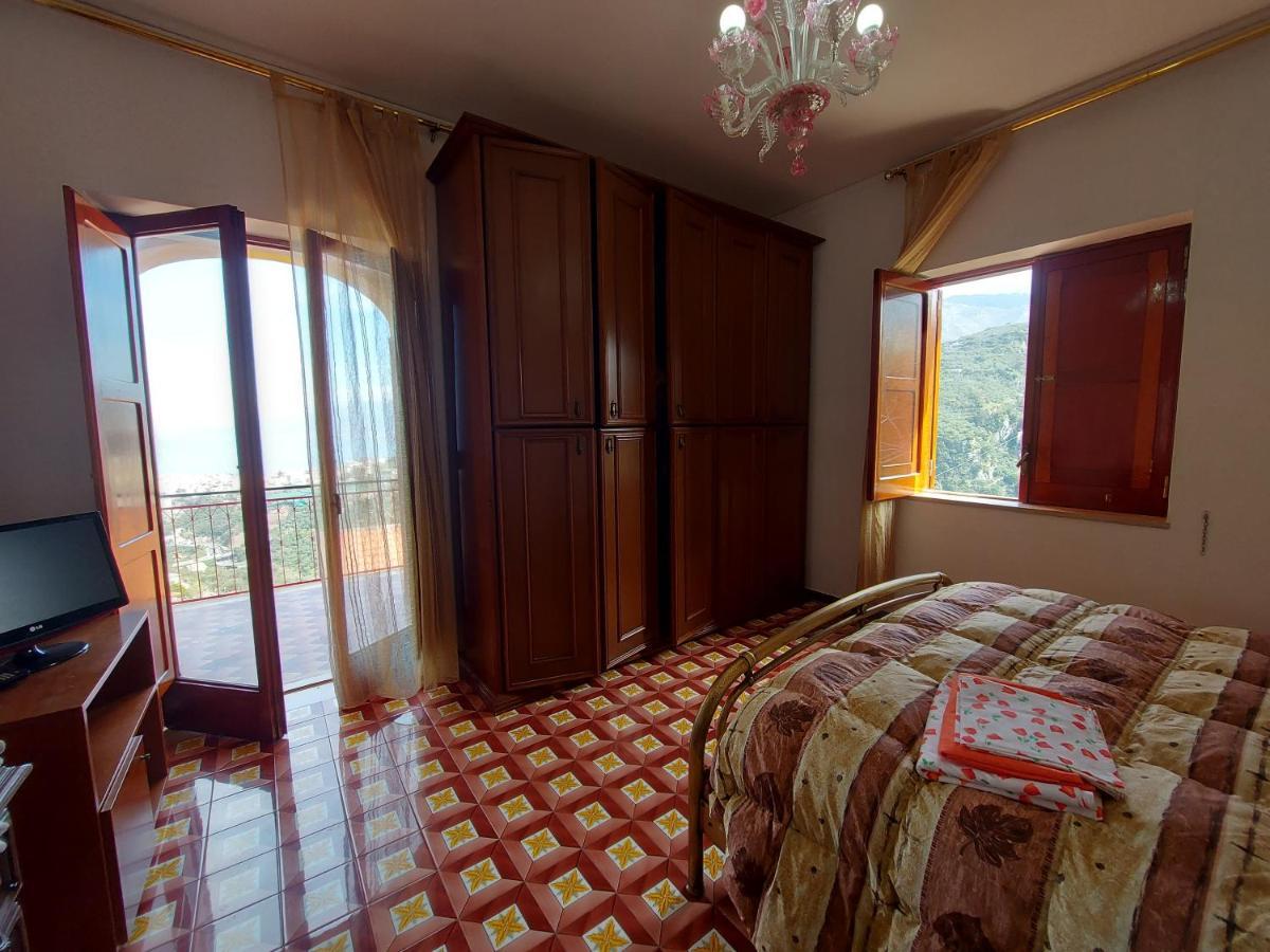 ויקו אקוונסה Margherita House Sorrento מראה חיצוני תמונה